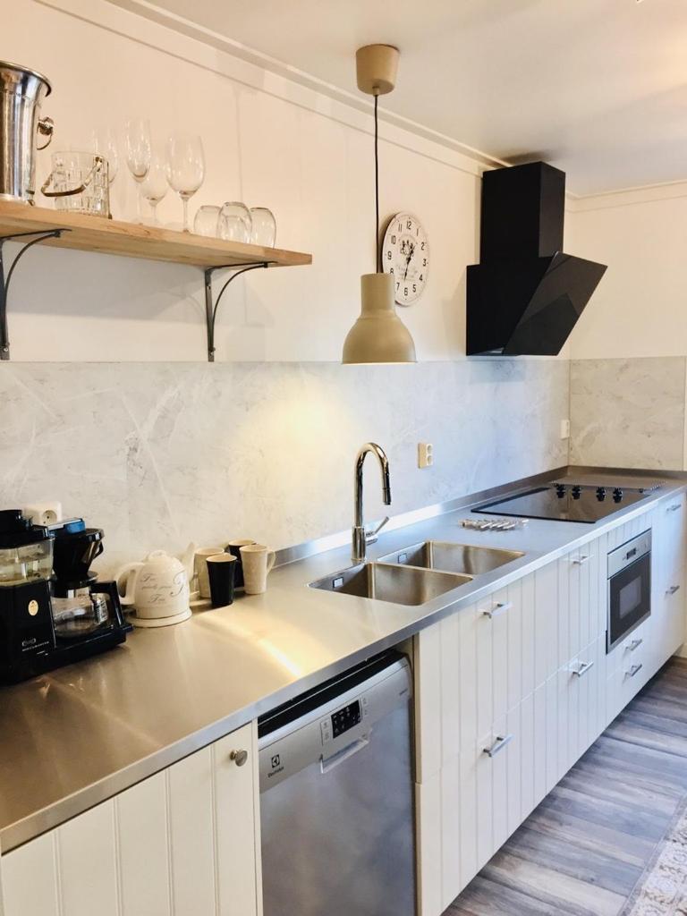 Apartments At The Sentrum Kristiansund Ngoại thất bức ảnh