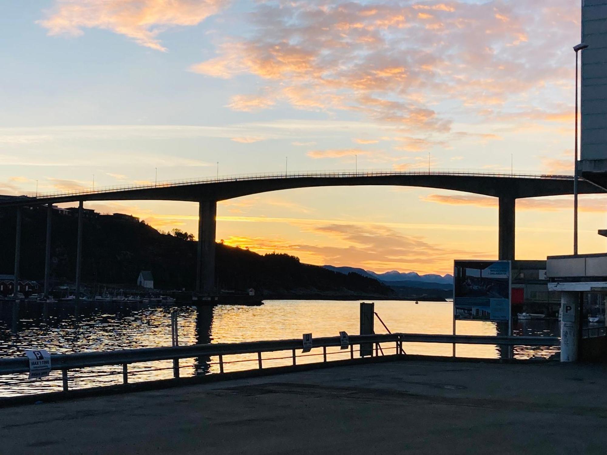 Apartments At The Sentrum Kristiansund Ngoại thất bức ảnh